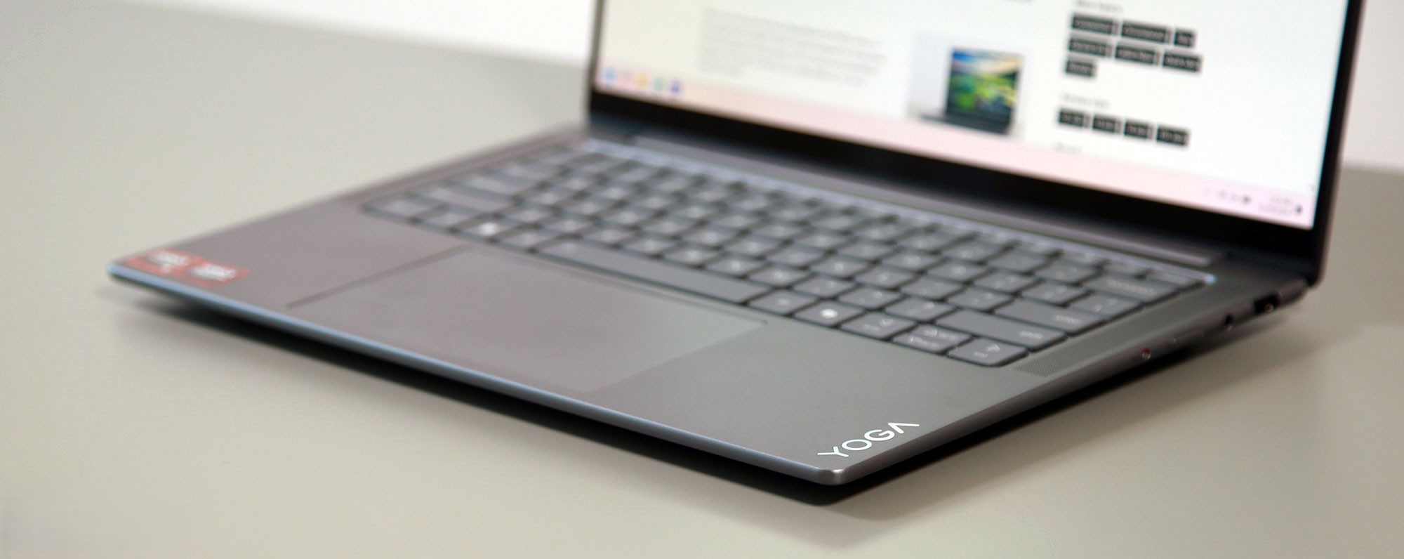 Lenovo Yoga Pro 7 14ASP9 12