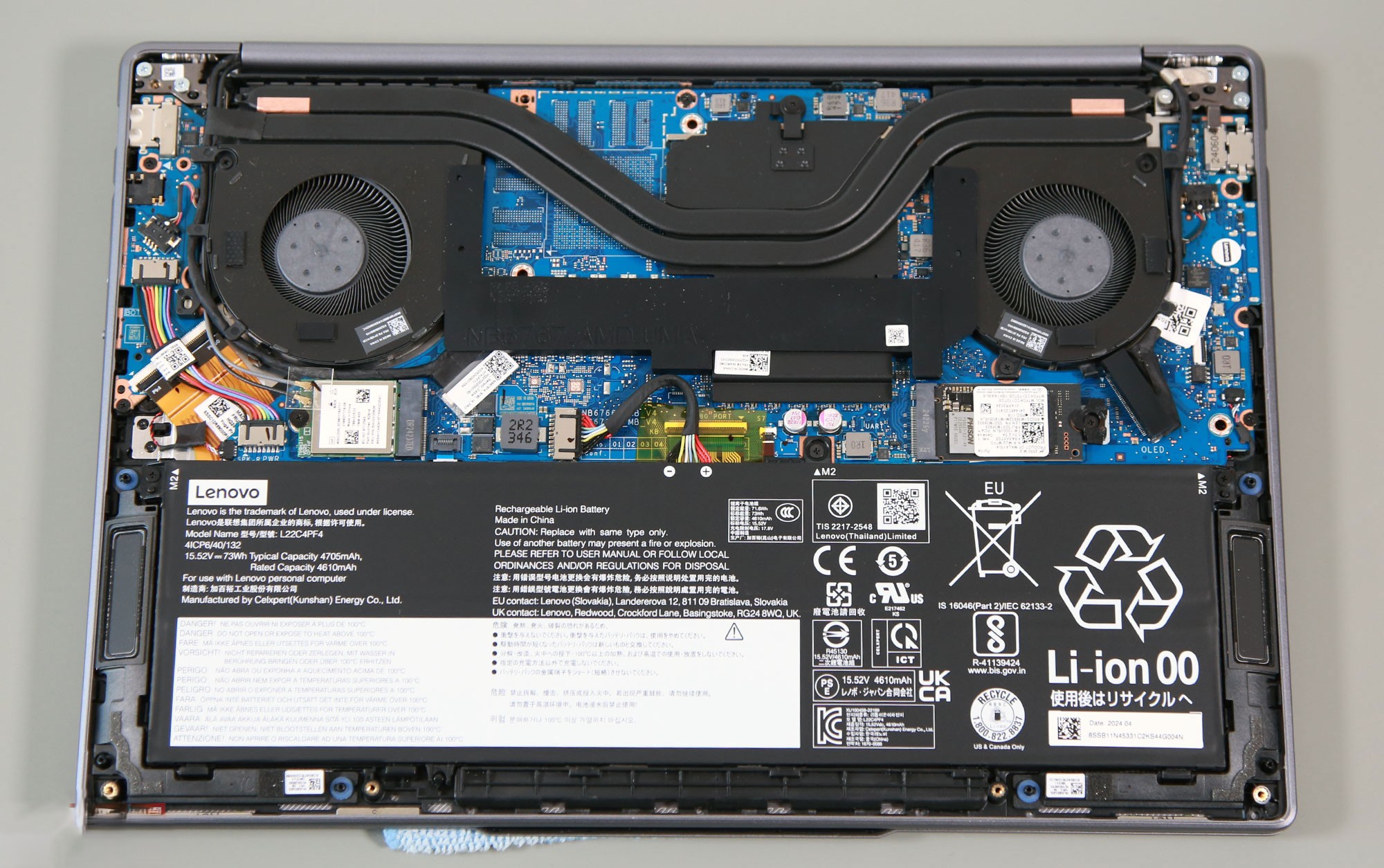 Lenovo Yoga Pro 7 14ASP9 2