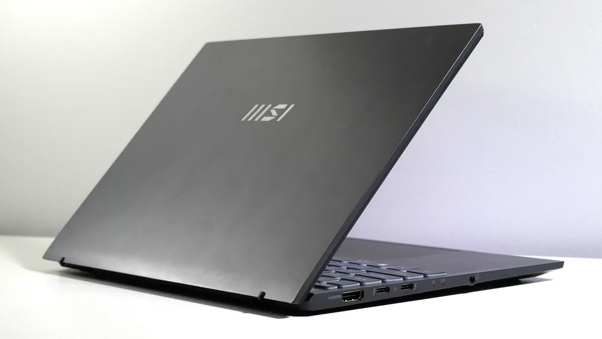 MSI Prestige 13 AI+ Evo: Laptop AI+ mỏng nhẹ, pin trâu – Có đáng đầu tư? 38 MSI Prestige 13 AI Evo 5