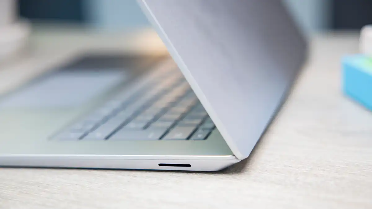 Microsoft Surface Laptop 5 3