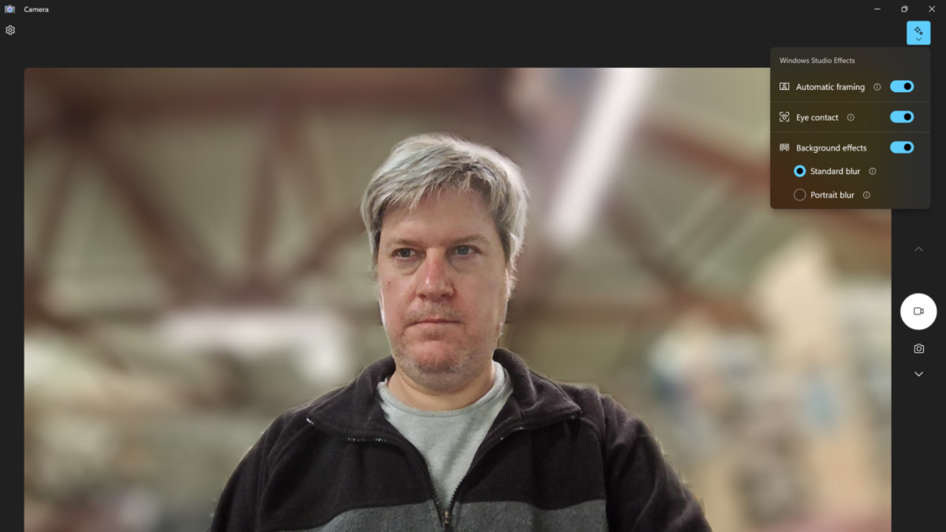 Đánh giá Microsoft Surface Laptop Studio 2: Vẫn đi trước thời đại 27 Microsoft Surface Laptop Studio 2 11