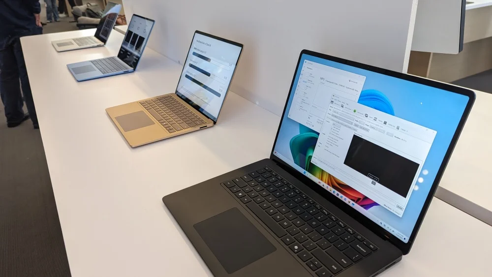 Microsoft Surface Laptop vs Apple MacBook Air - Đâu là lựa chọn tối ưu cho dân sáng tạo nội dung? 15 Microsoft Surface Laptop vs Apple MacBook Air Dau la lua chon toi uu cho dan sang tao noi dung 2