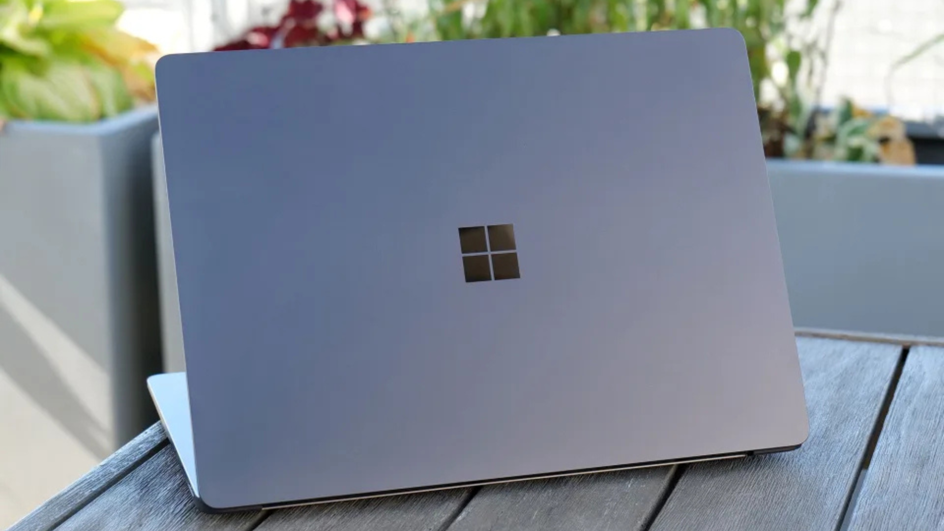 Review Microsoft Surface Laptop 7 : Laptop Windows Arm mạnh mẽ cho công việc năng suất 15 Review Microsoft Surface Laptop 7 7