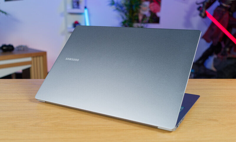 Samsung Galaxy Book4 Edge 16 Pro 10 e1740759571829