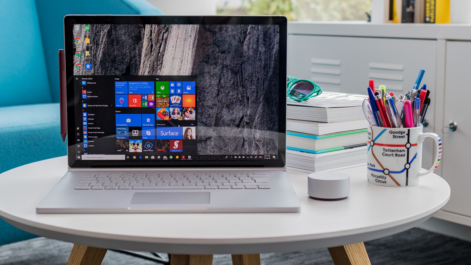 Chọn Surface Book 2 hay Surface Laptop 2? - Lựa chọn tối ưu cho công việc và giải trí 6 Surface Book 2 vs Surface Laptop 2 5