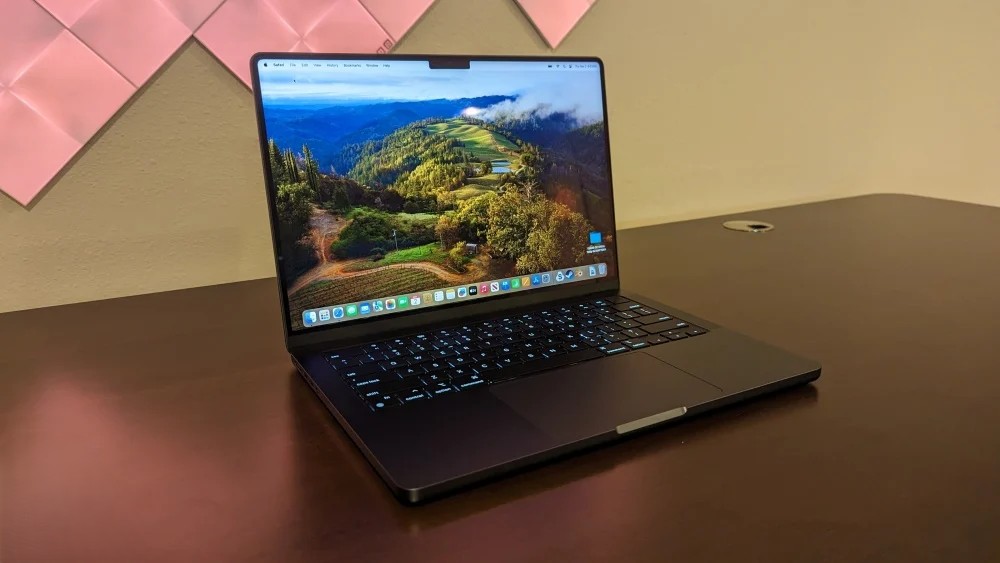 Surface Laptop Studio 2 vs Apple MacBook Pro: Laptop nào giúp bạn tạo ra nội dung xuất sắc? 4 Surface Laptop Studio 2 vs Apple MacBook Pro