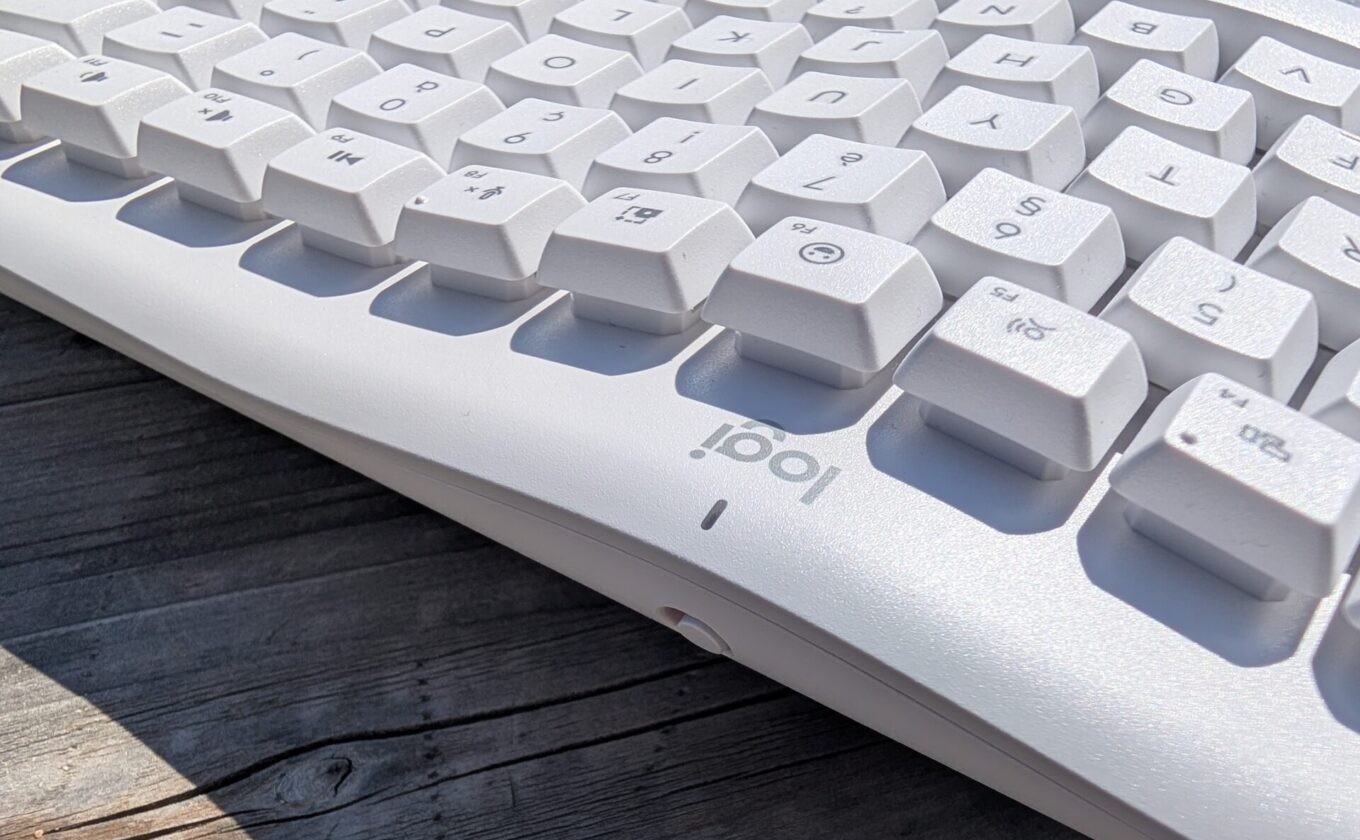 Đánh giá Logitech Wave Keys for Mac - Thoải mái suốt ngày dài làm việc 25 1 2