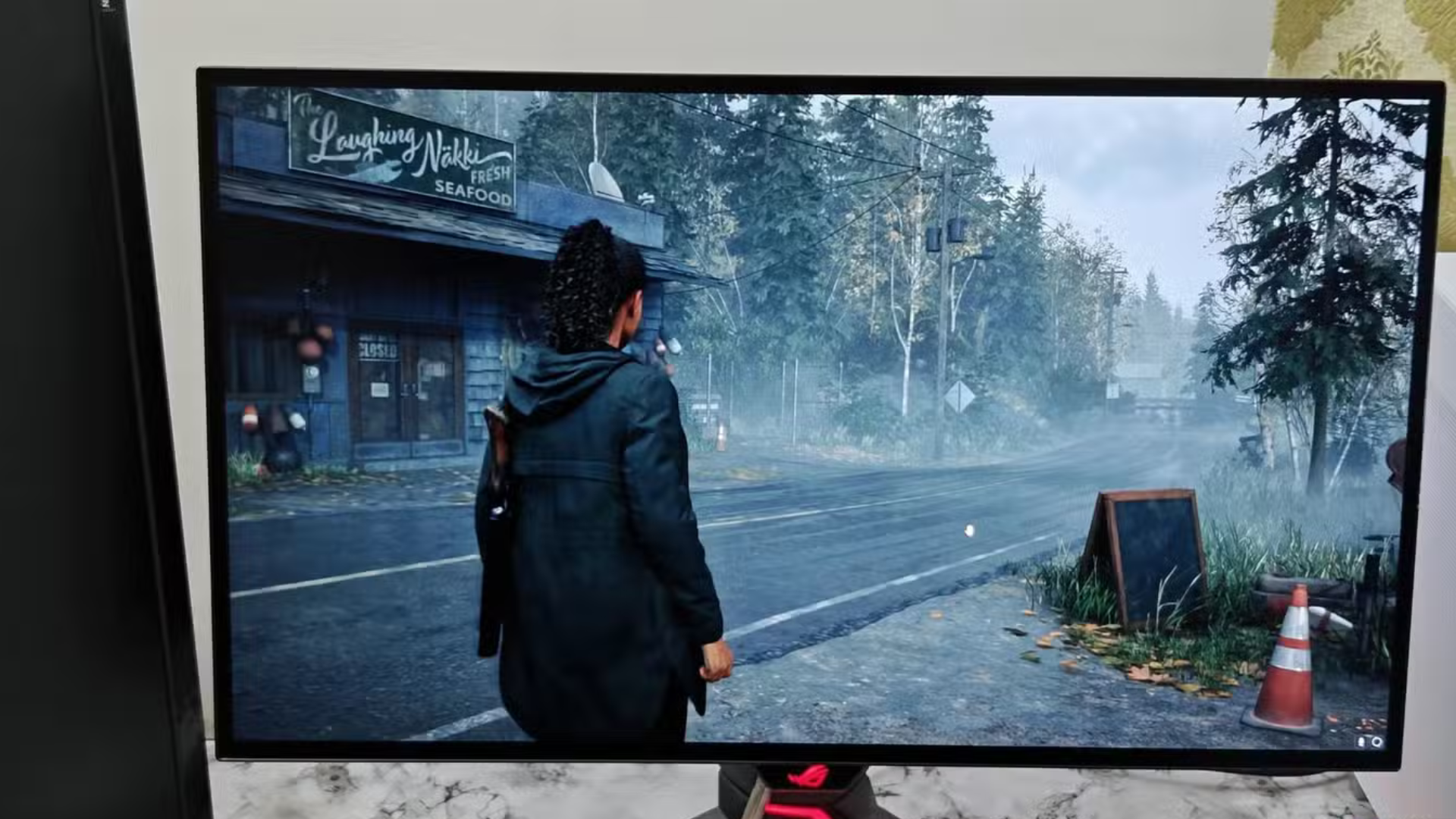 5 Ly do ban khong nen mua man hinh hai che do 4