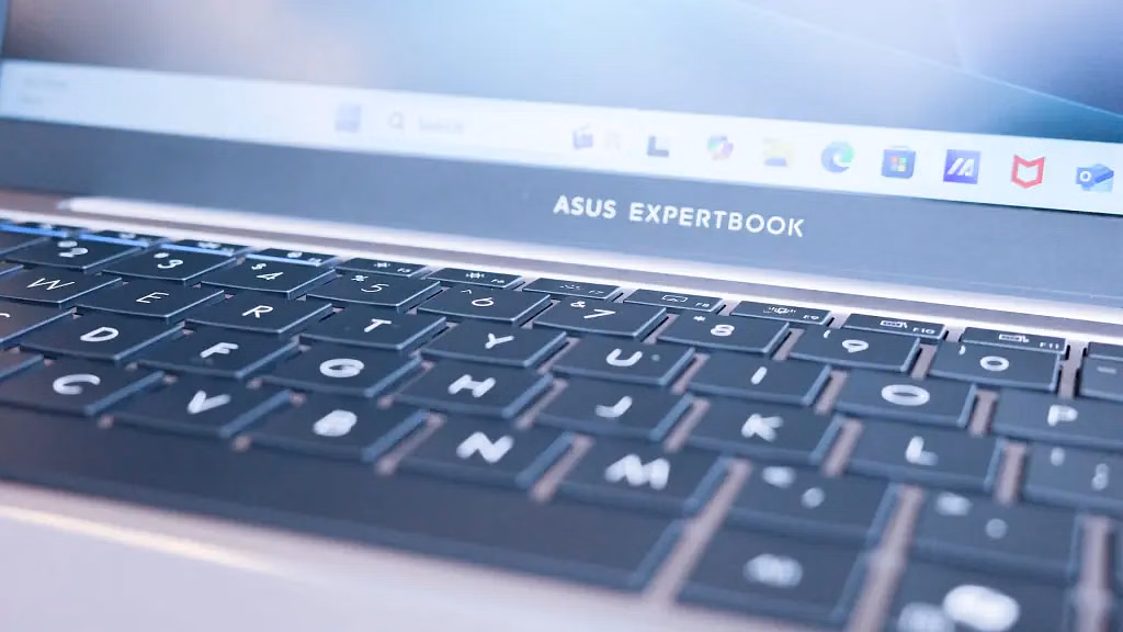 ASUS ExpertBook P5 5