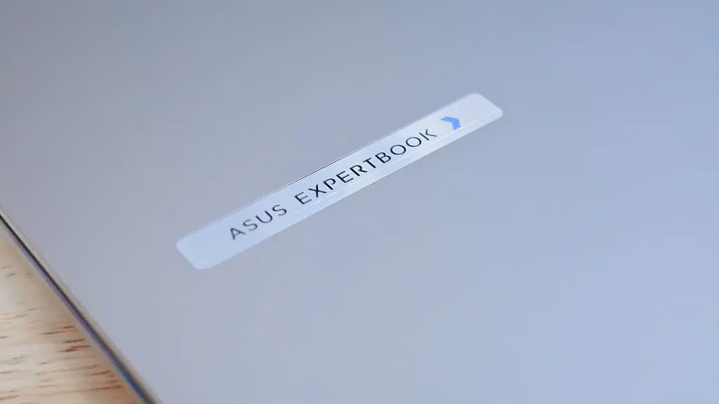 ASUS ExpertBook P5 9