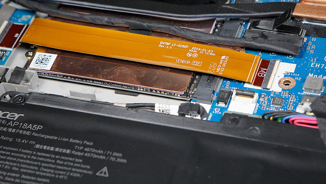 Đánh giá Acer Predator Triton 900 - Sức mạnh RTX 2080 trong thiết kế đột phá 37 Acer Predator Triton 900 1