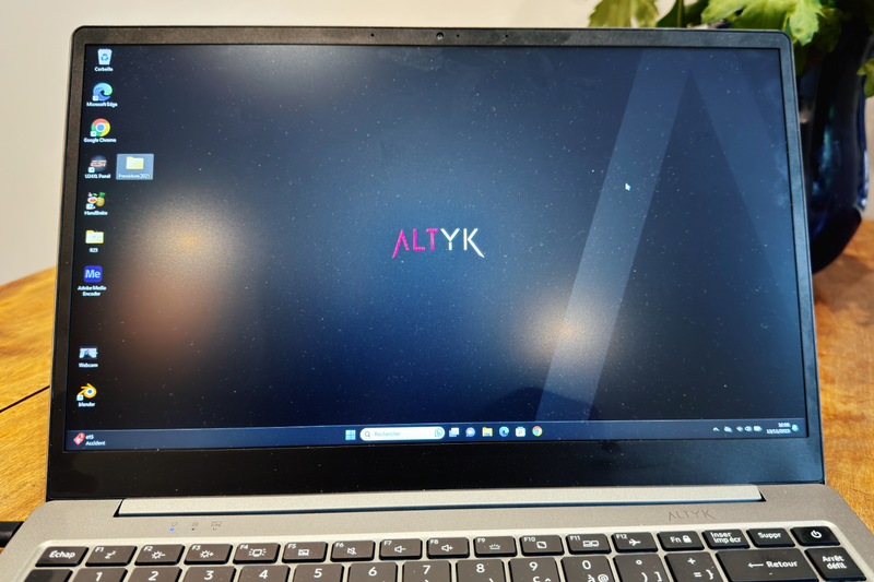Đánh giá Altyk L14F-I7U16-N1: Thiết kế sang trọng, hiệu năng đáng kinh ngạc 30 Altyk L14F 9