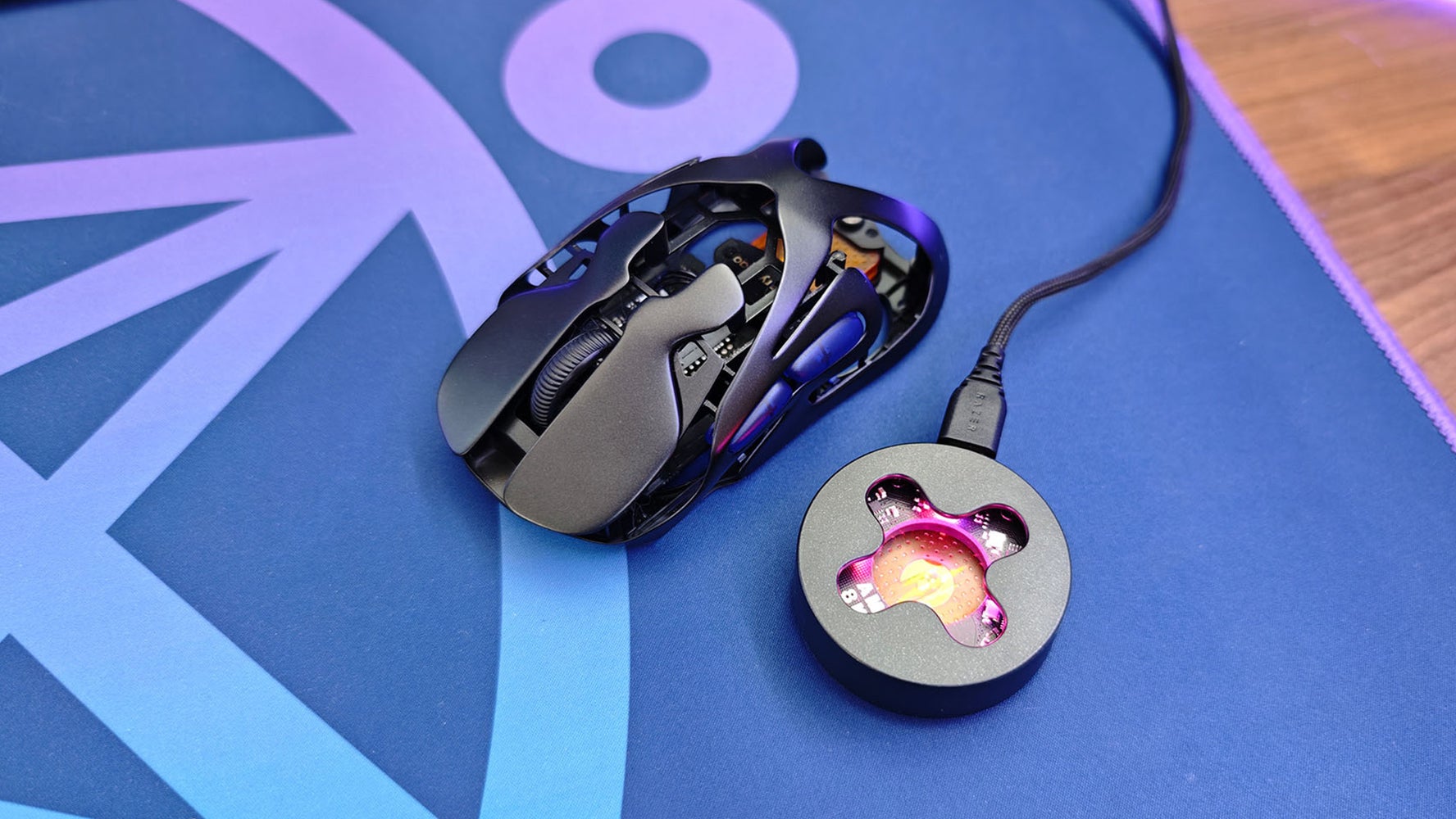 Chuột Gaming Angry Miao Infinity: Mẫu gaming hàng đầu với pin có thể thay thế 3 Angry Miao Infinity 01