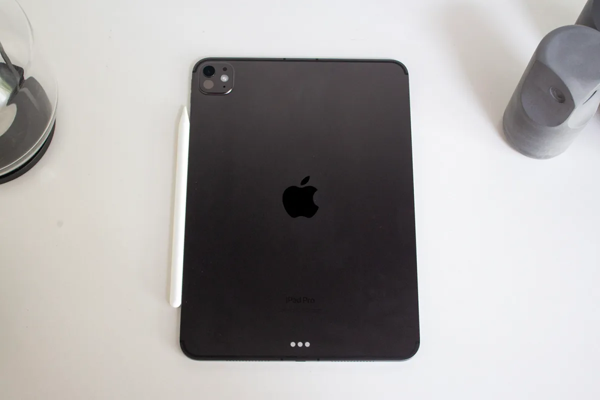 Sự đột phá của Apple iPad Pro (M4): Mỏng hơn, nhẹ hơn, mạnh hơn 19 Apple iPad Pro M4 3