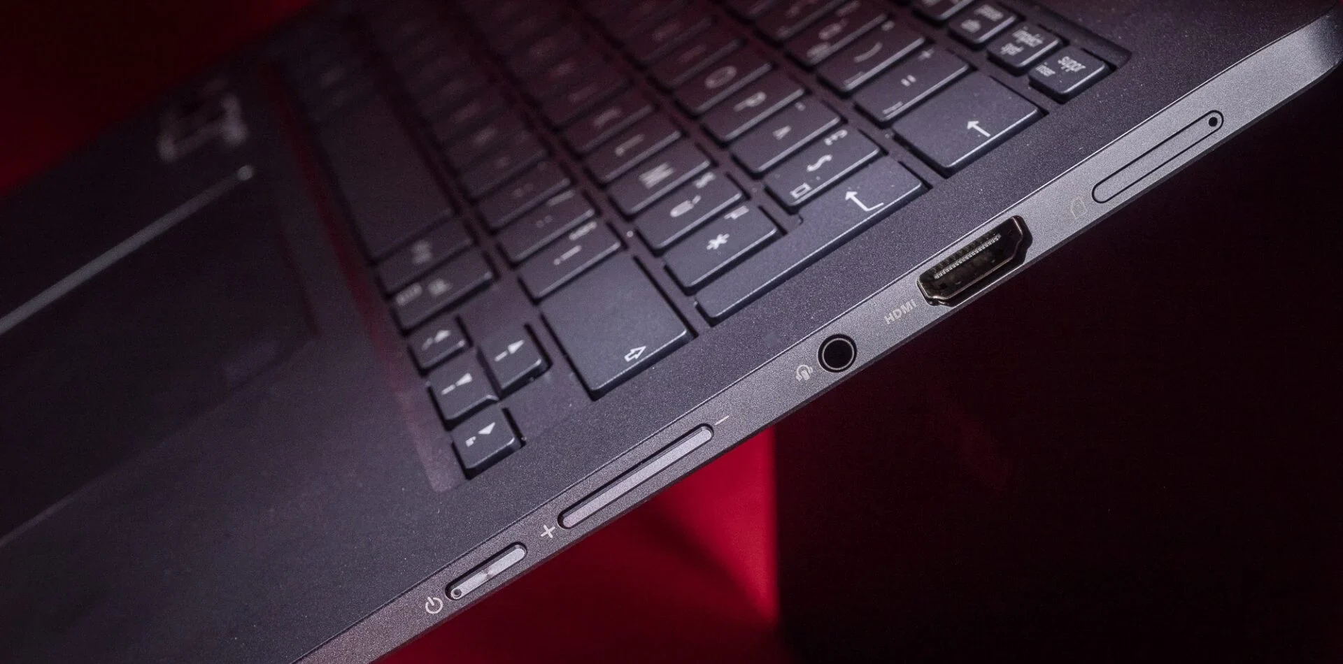 Asus NovaGo TP370QL 3 e1743234455703