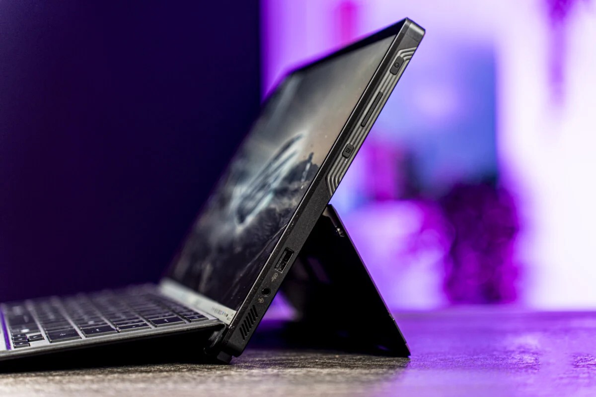 Asus ROG Flow Z13 2032 GZ302