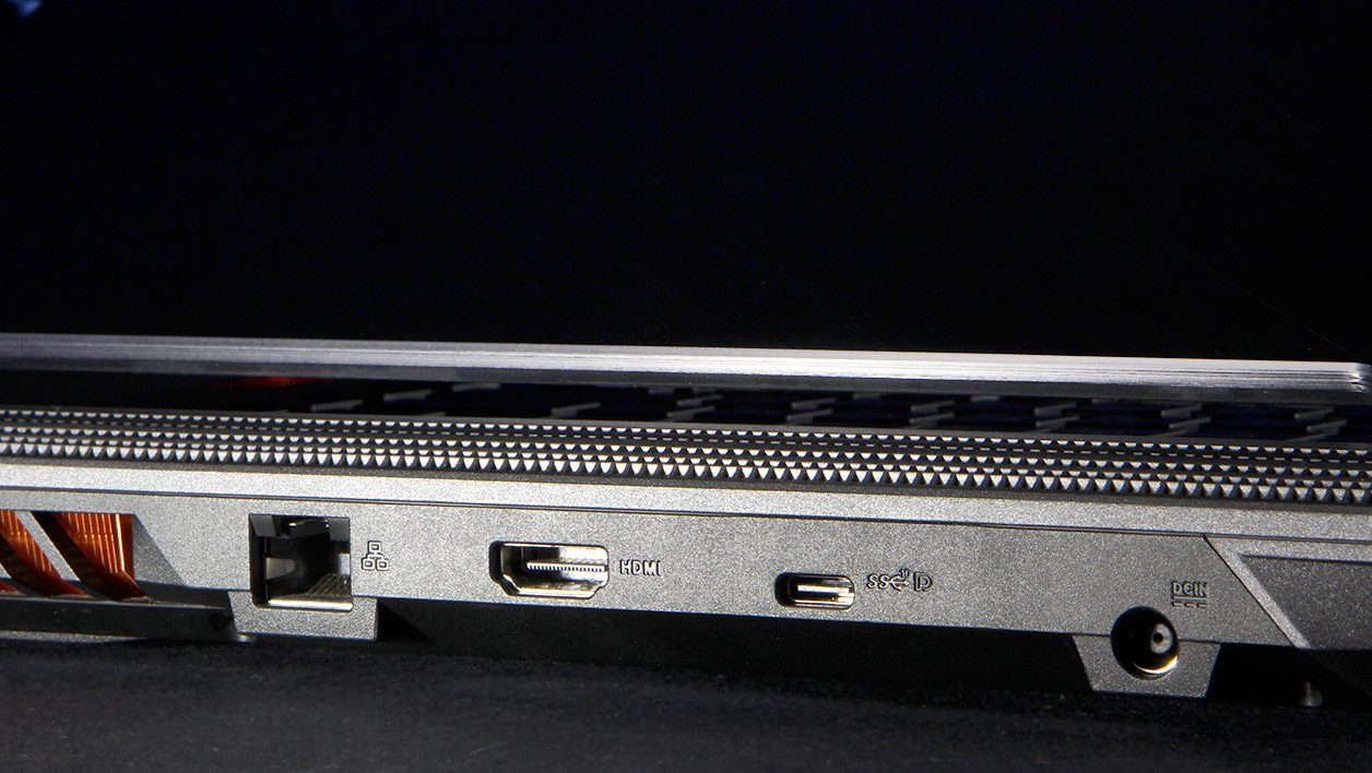 Đánh giá Asus ROG Strix Scar III G531G - Hiệu năng mạnh mẽ, thiết kế đậm chất game 19 Asus ROG Strix Scar III G531G 13