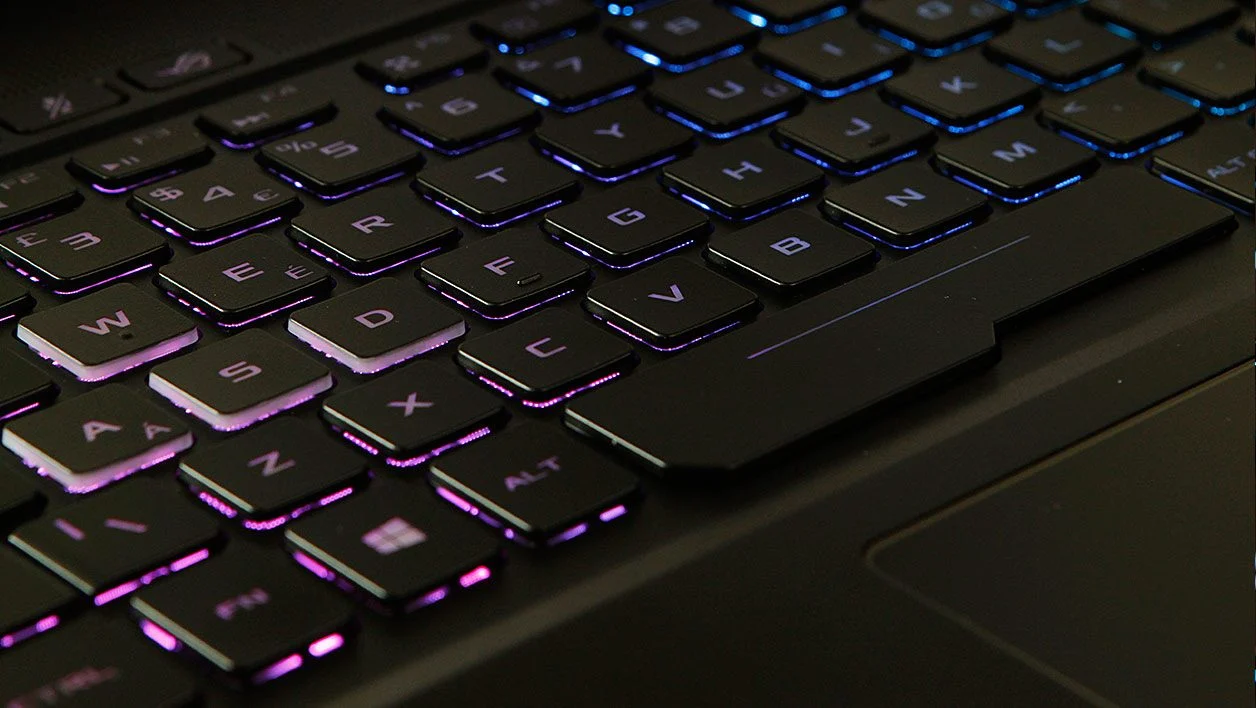 Đánh giá Asus ROG Zephyrus M (GM501G) - Trải nghiệm gaming mượt mà 22 Asus ROG Zephyrus M GM501G 7