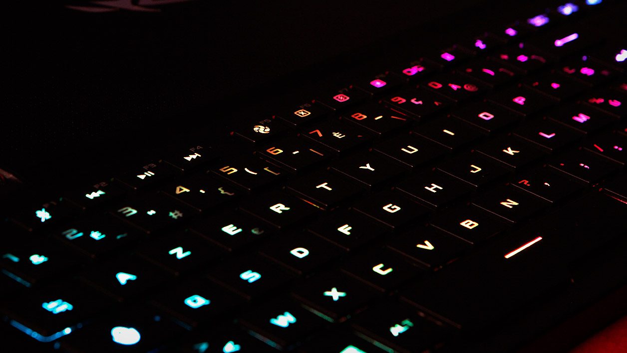 Khám phá Asus ROG Zephyrus S (GX735) - Gaming đỉnh cao trong thân hình siêu mỏng 14 Asus ROG Zephyrus S 7