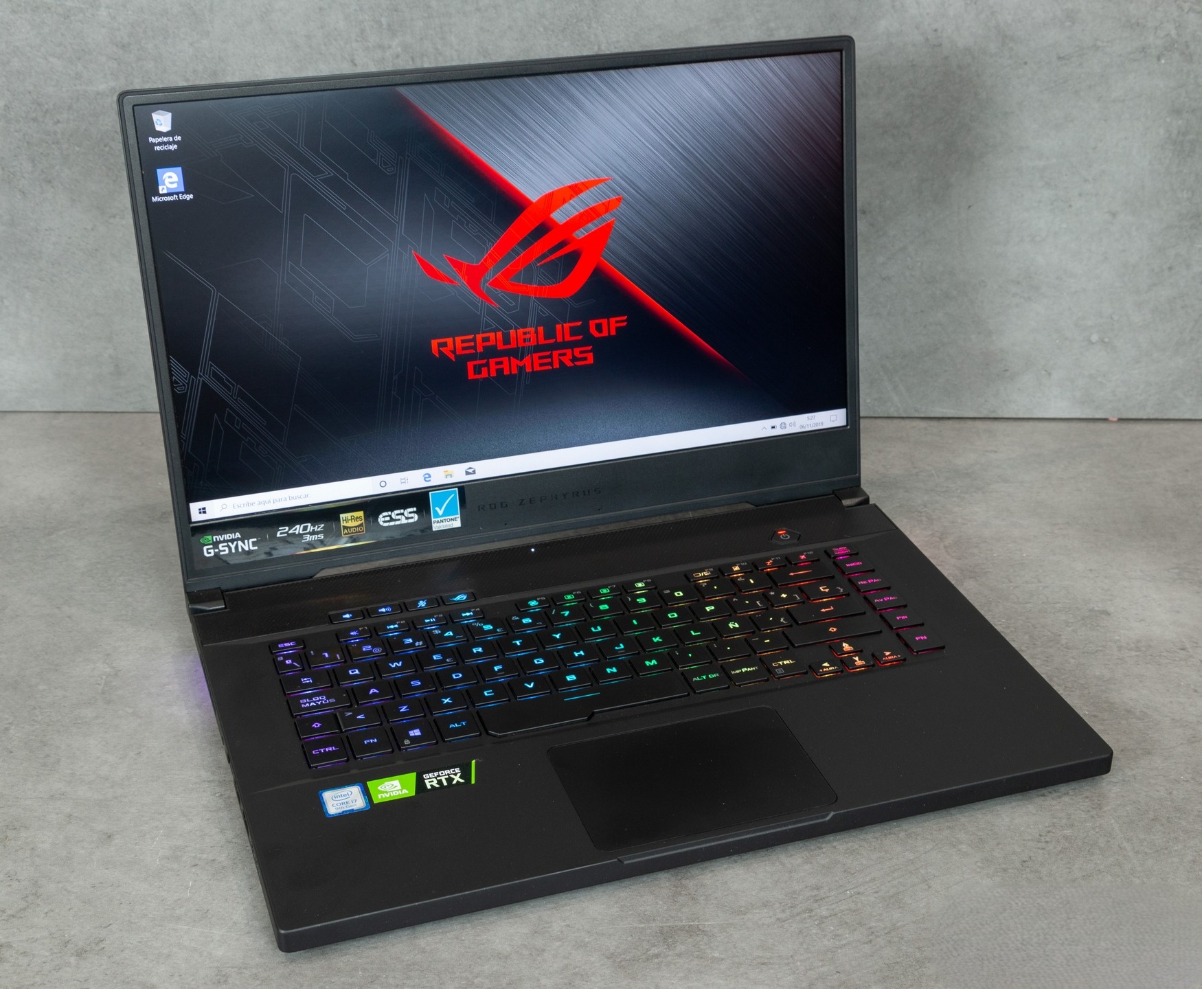 Trải nghiệm Asus ROG Zephyrus S (GX502GW) - Gọn nhẹ, mạnh mẽ, sức mạnh đỉnh cao! 15 Asus ROG Zephyrus S GX502GW 99