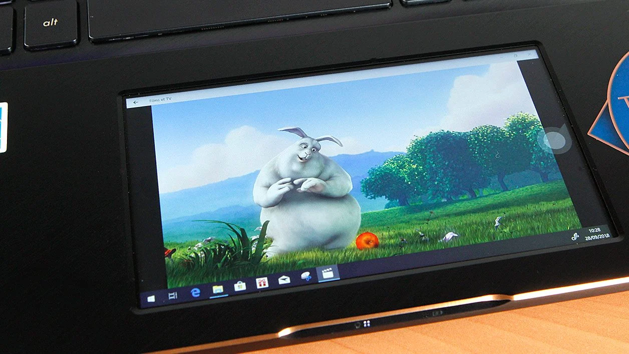 Asus ZenBook Pro 15 UX580GE 13