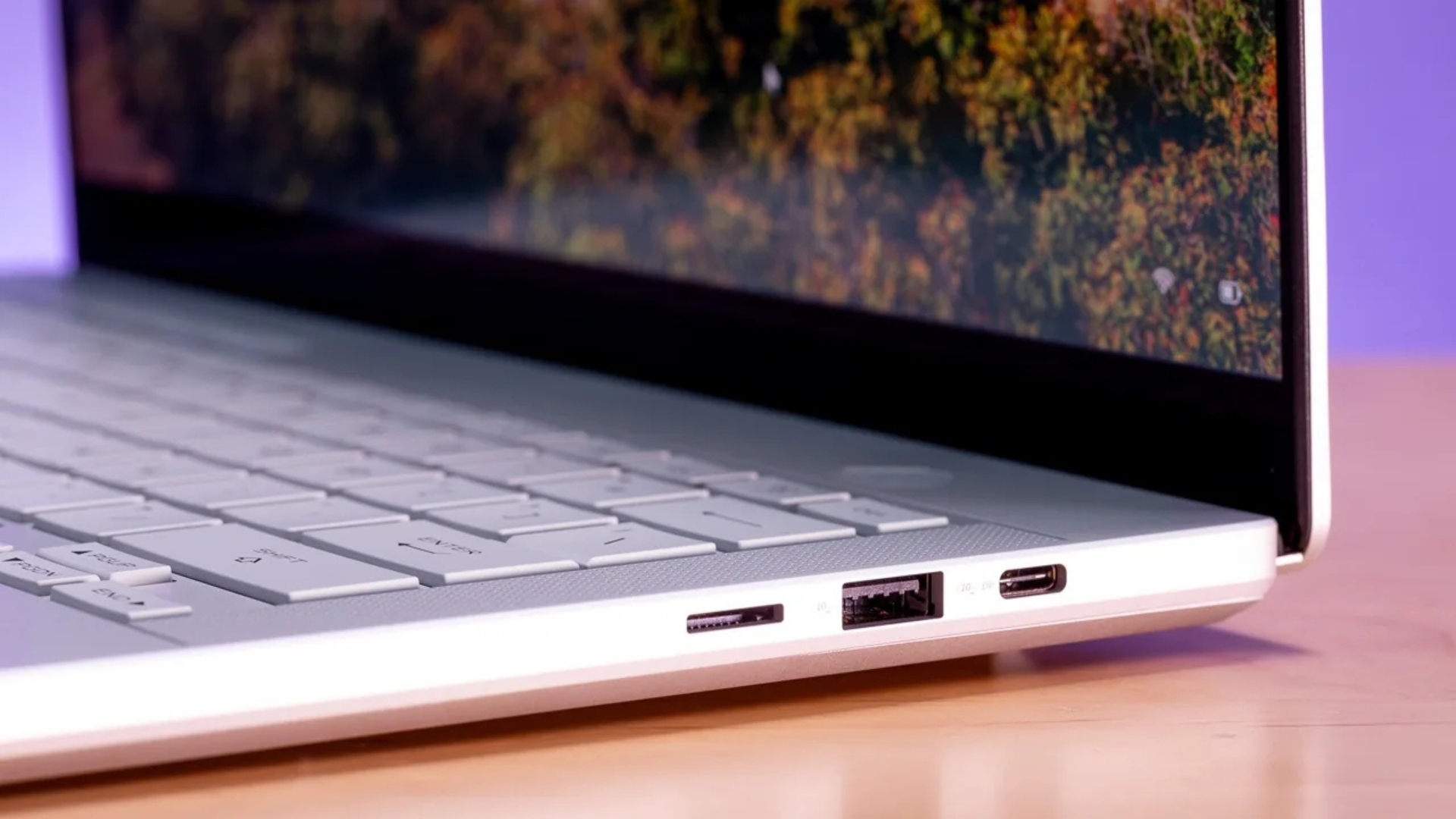 Đánh giá Asus ROG Zephyrus G14 (2024): Tinh tế, di động và mạnh mẽ 16 Danh gia Asus ROG Zephyrus G14 2032 Tinh te di dong va manh me