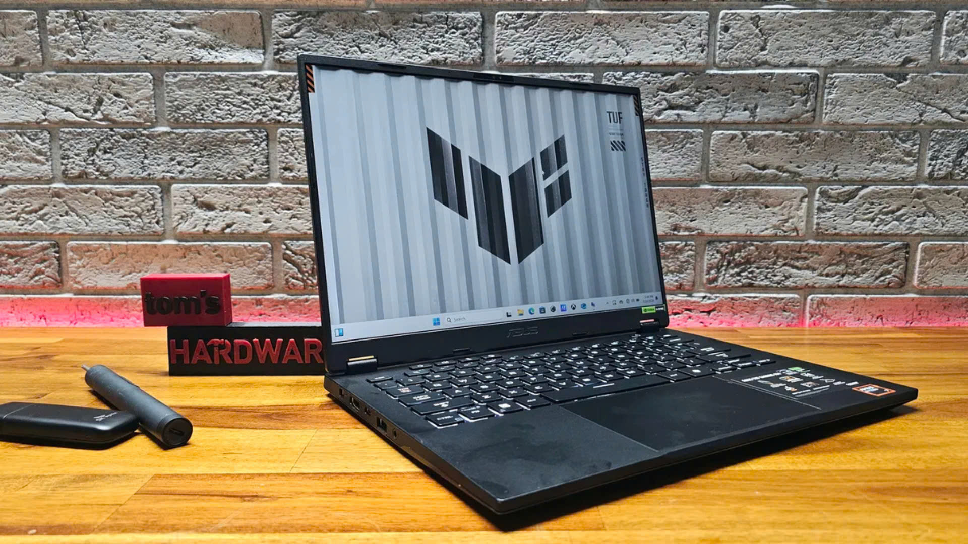 Đánh giá Asus TUF Gaming A14: Độ bền ấn tượng nhưng không nổi bật 17 Danh gia Asus TUF Gaming A14 Do ben an tuong nhung khong noi bat 2