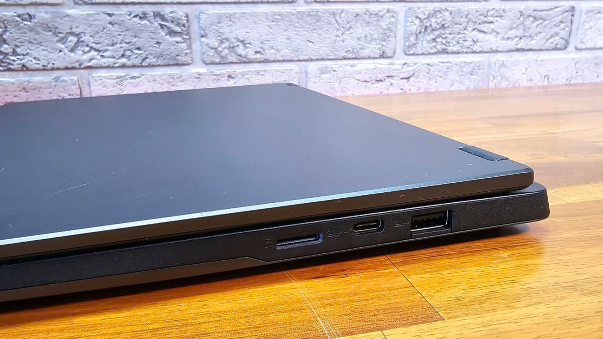 Đánh giá Asus TUF Gaming A14: Độ bền ấn tượng nhưng không nổi bật 18 Danh gia Asus TUF Gaming A14 Do ben an tuong nhung khong noi bat 3