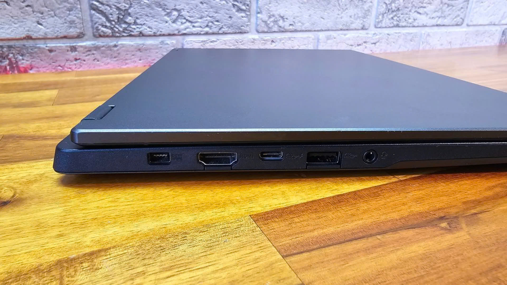 Đánh giá Asus TUF Gaming A14: Độ bền ấn tượng nhưng không nổi bật 19 Danh gia Asus TUF Gaming A14 Do ben an tuong nhung khong noi bat 5