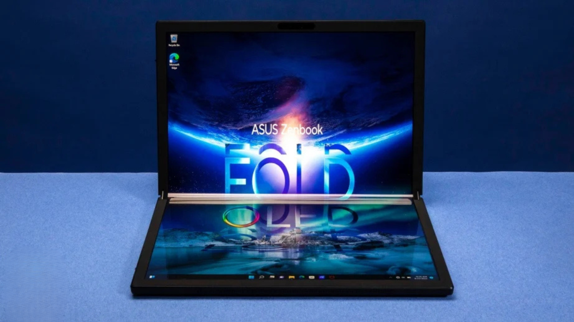 Đánh giá Asus Zenbook 17 Fold OLED: Máy tính xách tay gập đầy tiềm năng 16 Danh gia Asus Zenbook 17 Fold OLED May tinh xach tay gap day tiem nang 6