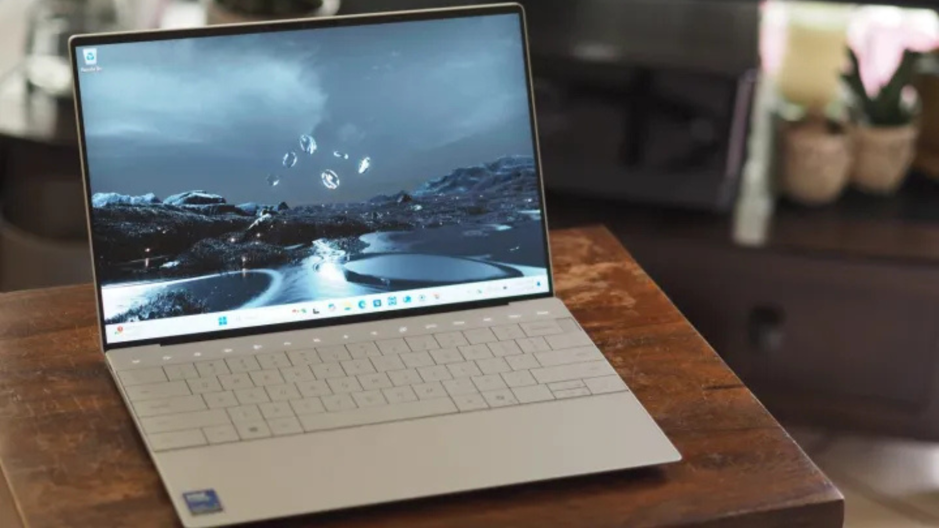 Đánh giá Dell XPS 13 (9350): Pin tốt hơn, thiết kế vẫn còn vấn đề 10 Danh gia Dell XPS 13 9351 Pin tot hon thiet ke van con van de