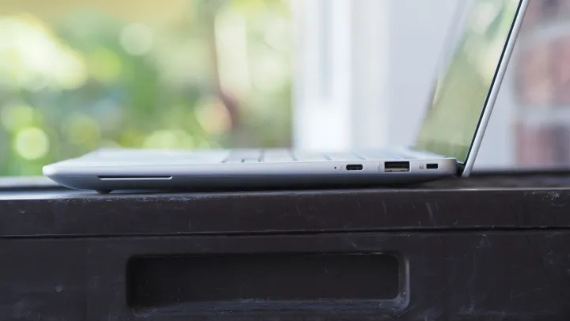 Đánh giá HP EliteBook X G1a: Laptop doanh nhân đỉnh cao với màn hình OLED và hiệu suất vượt trội 15 Danh gia HP EliteBook X G1a Laptop doanh nhan dinh cao voi man hinh OLED va hieu suat vuot troi 7 1