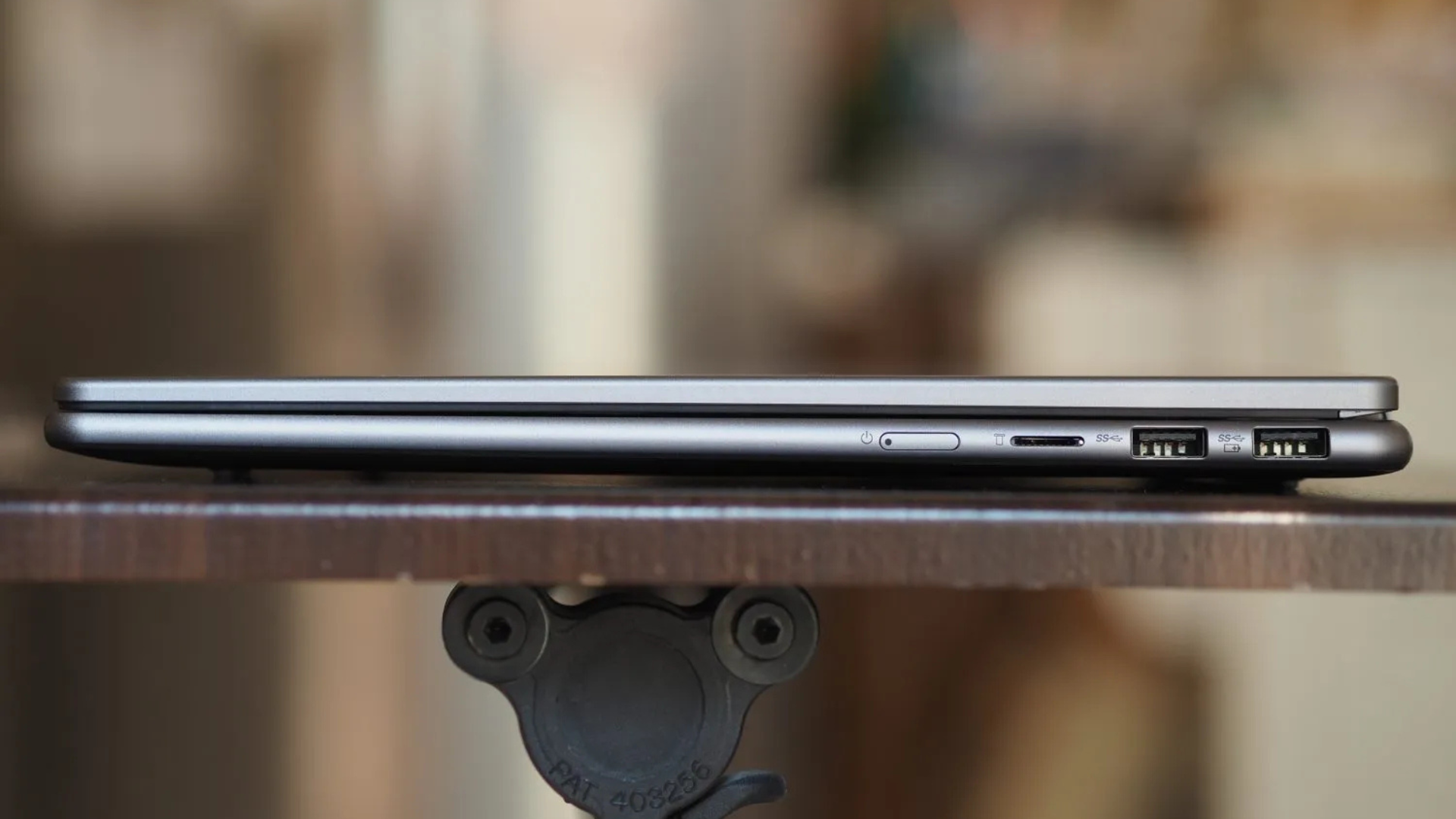 Đánh giá Lenovo Yoga 7 2-in-1 16: Laptop 16 inch giá tốt, nhưng màn hình cần cải thiện 13 Danh gia Lenovo Yoga 7 2 in 1 16 Laptop 16 inch gia tot nhung man hinh can cai thien 7