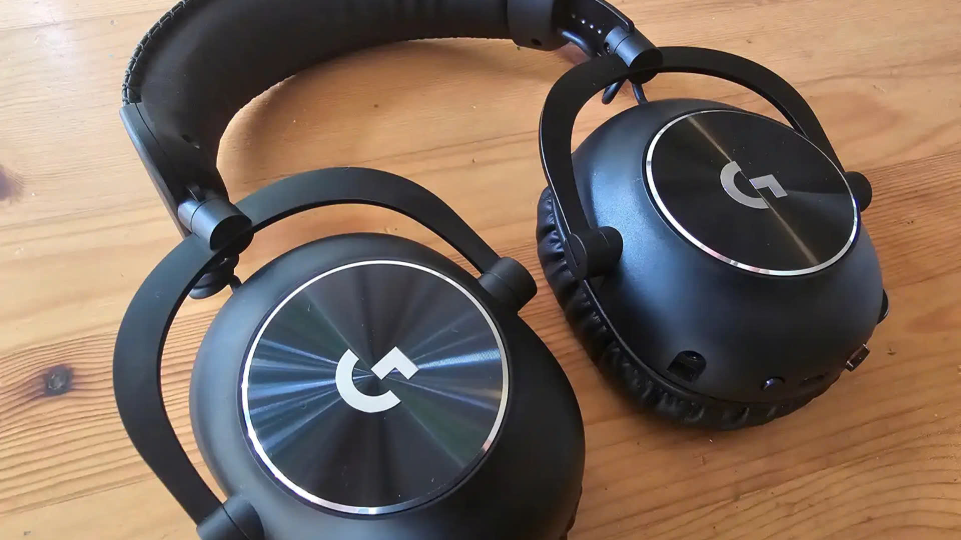 Đánh giá Logitech G Pro X 2 Lightspeed: Tai nghe gaming đỉnh cao với âm thanh graphene 1 Danh gia Logitech G Pro X 2 Lightspeed Tai nghe gaming dinh cao voi am thanh graphene