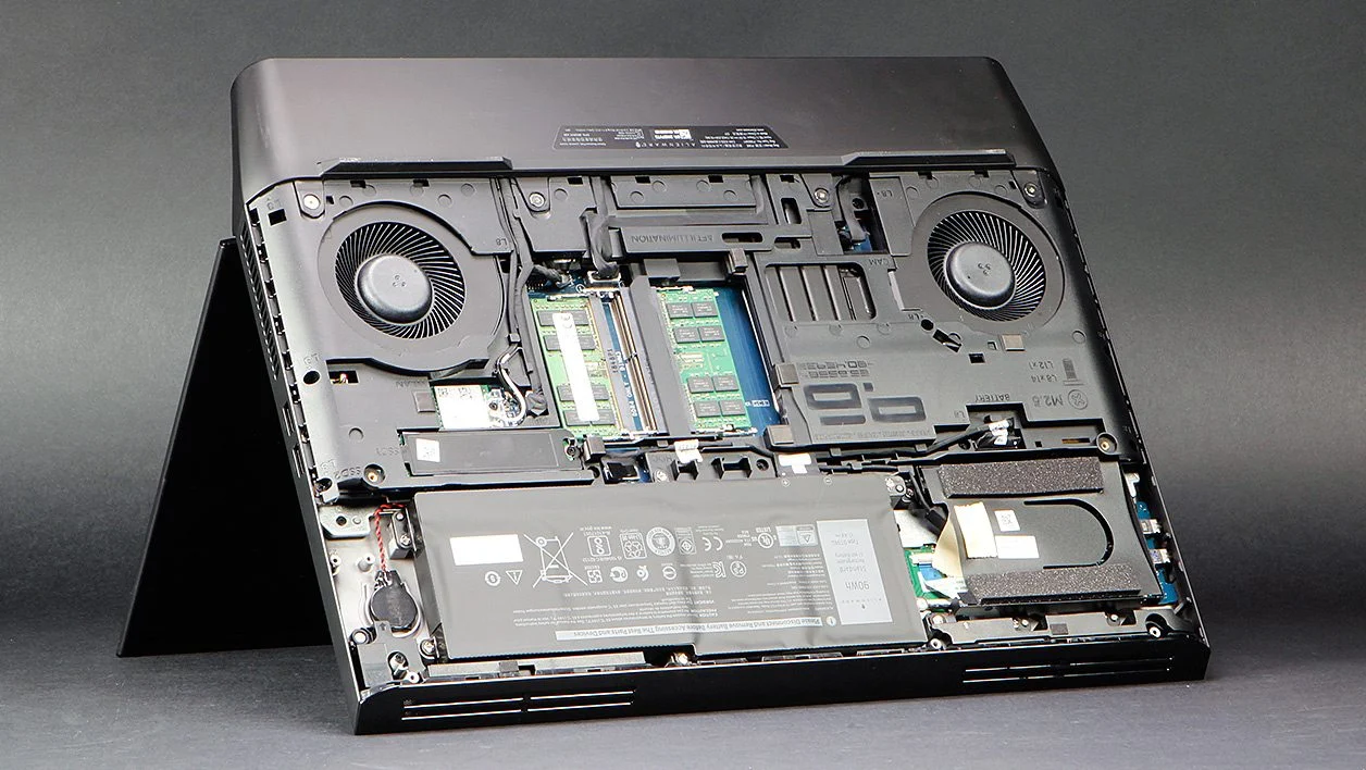 Trải nghiệm Dell Alienware Area 51m - Cỗ máy gaming khủng nhất năm nay! 25 Dell Alienware Area 51m 8