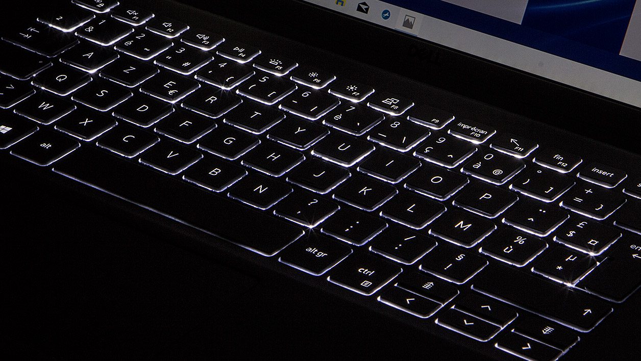 Đánh giá Dell Inspiron 14 Series 7000 (7490): Nhỏ gọn, mạnh mẽ – Tinh tế đến từng chi tiết 18 Dell Inspiron 14 7490 11