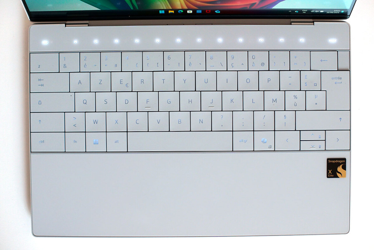 Dell XPS 13 9345 - Vẻ đẹp hoàn hảo của một Ultrabook cao cấp 21 Dell XPS 13 9345 16