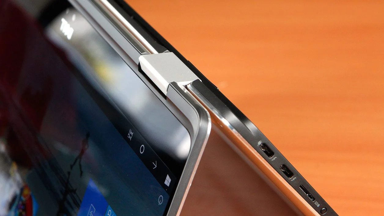 Đánh giá Dell XPS 15 2in1 CN95701 - Linh hoạt, mạnh mẽ, đẳng cấp trải nghiệm tương lai 14 Dell XPS 15 2in1 CN95701 6