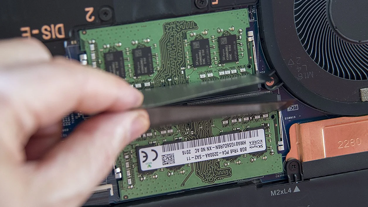 Dell XPS 17 cnx79709 6