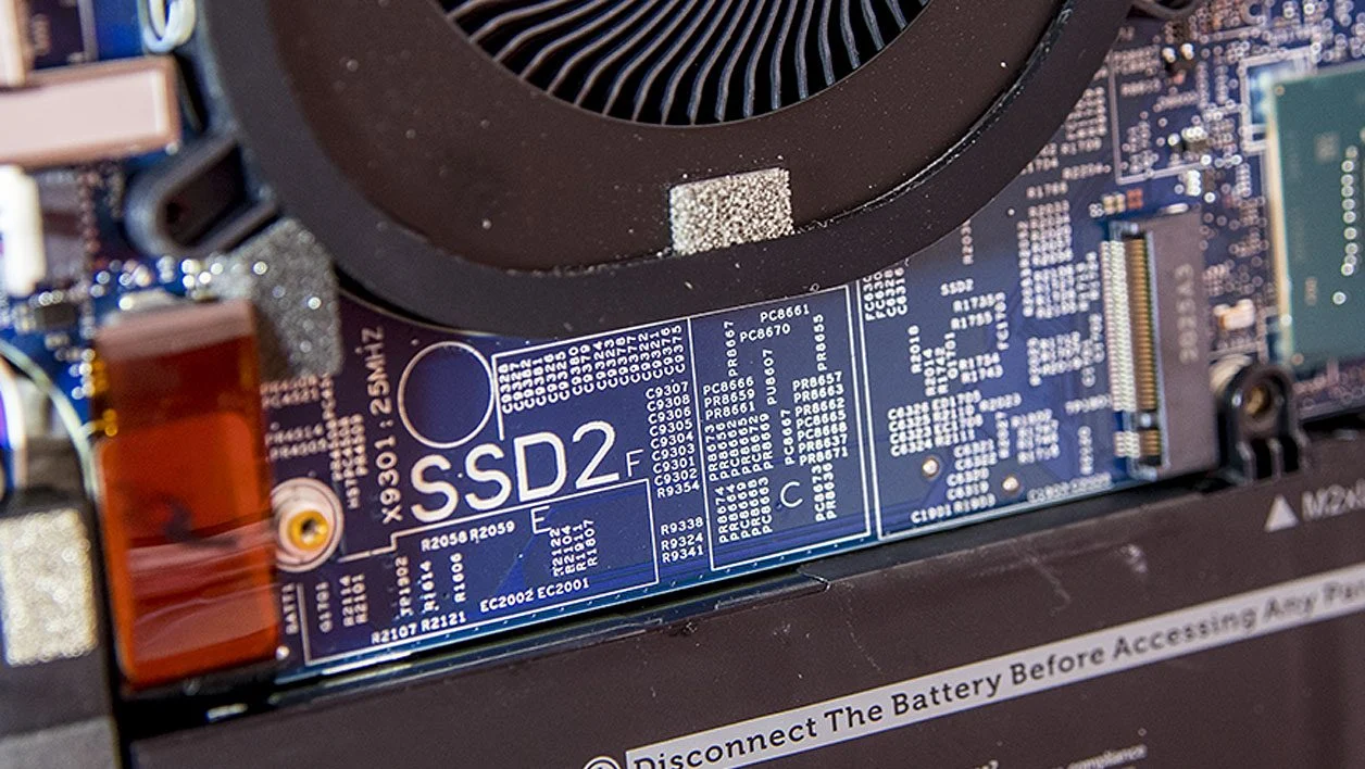 Dell XPS 17 cnx79709 7