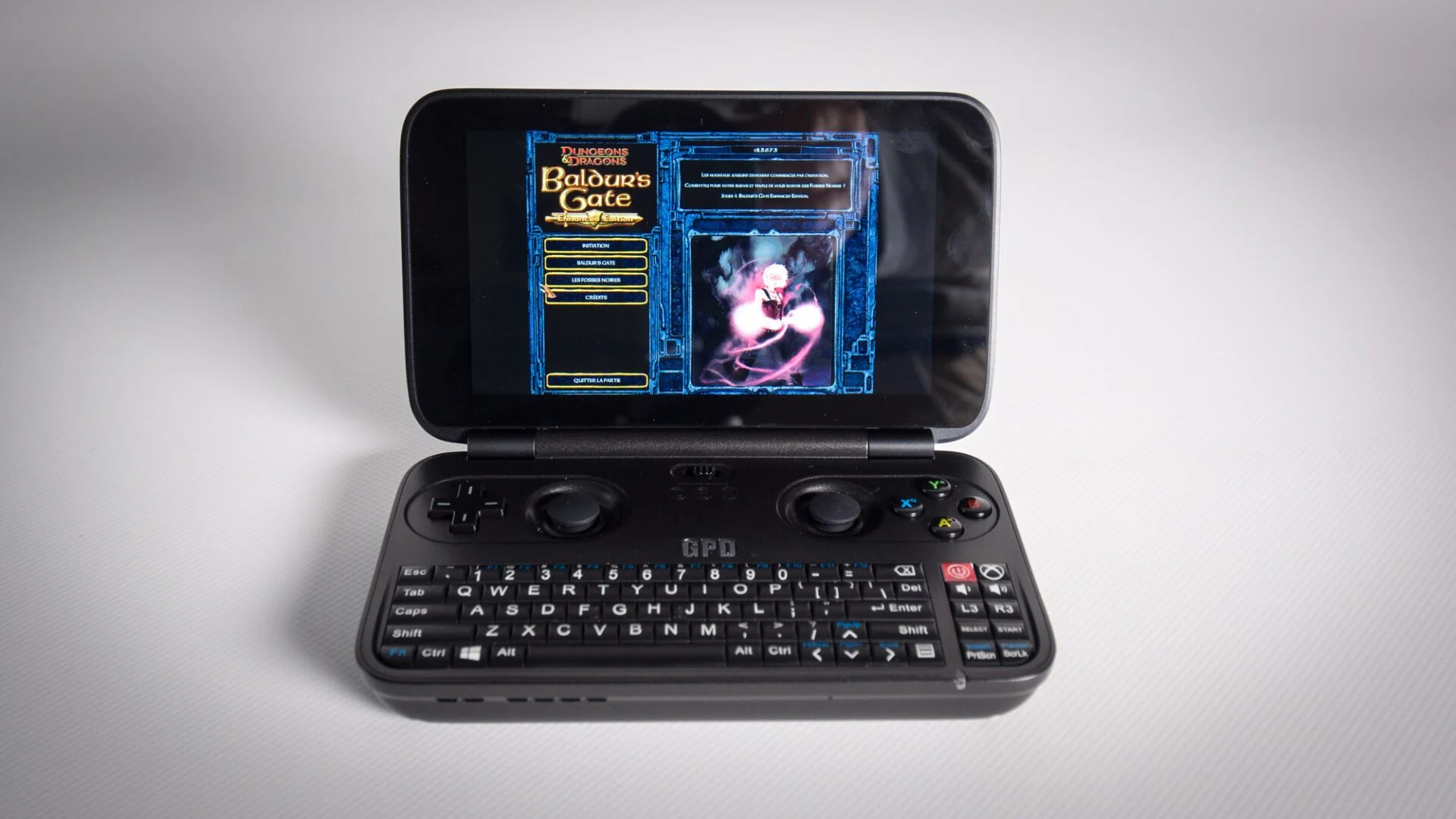 Đánh giá GPD Win 1 - đột phá công nghệ với thiết kế siêu nhỏ gọn 26 GPD Win 1 4