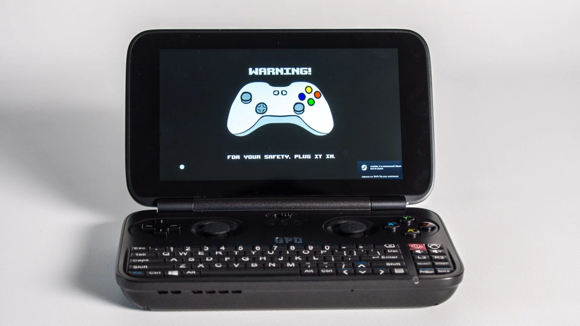 Đánh giá GPD Win 1 - đột phá công nghệ với thiết kế siêu nhỏ gọn 20 GPD Win 1 9