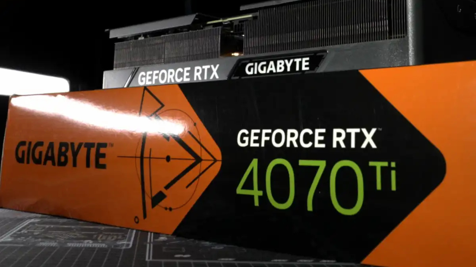 GPU ep xung san Co dang de tra them tien hay chi la chieu tro 4