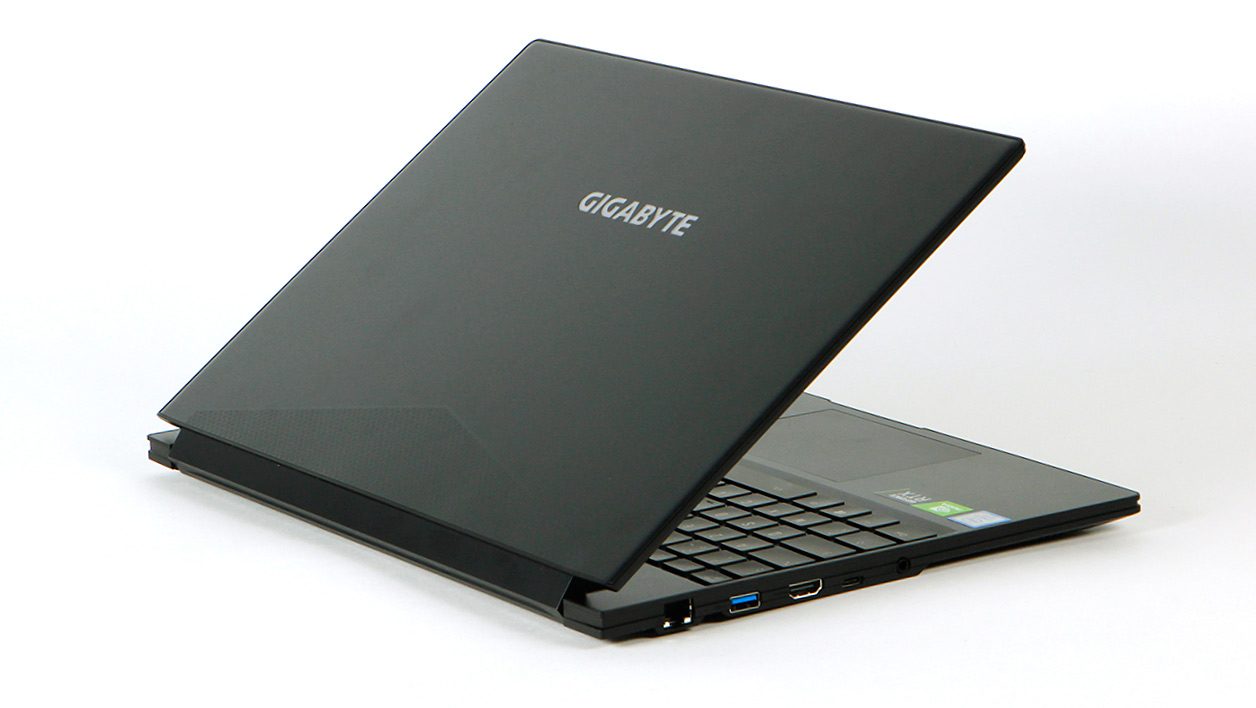 Khám phá Gigabyte Aero 15-X9 (X9-7FR0310P): Mỏng, nhẹ, mạnh mẽ - Chinh phục mọi thử thách 17 Gigabyte Aero 15 X9 10