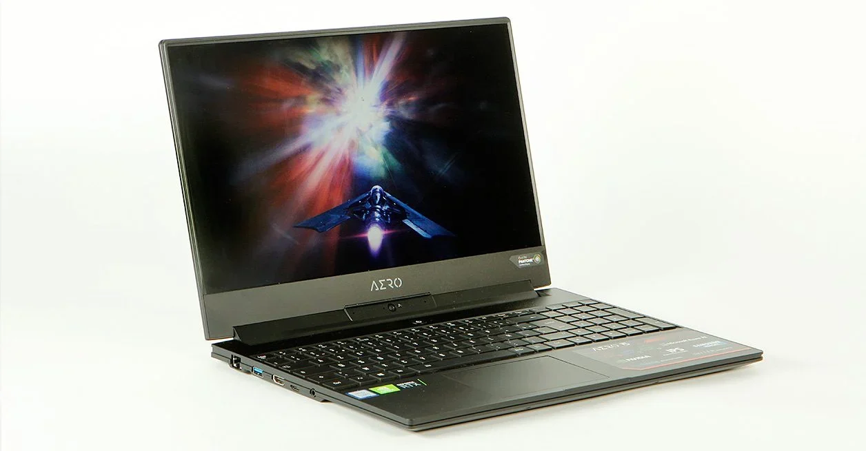 Khám phá Gigabyte Aero 15-X9 (X9-7FR0310P): Mỏng, nhẹ, mạnh mẽ - Chinh phục mọi thử thách 16 Gigabyte Aero 15 X9 4 e1743065402295