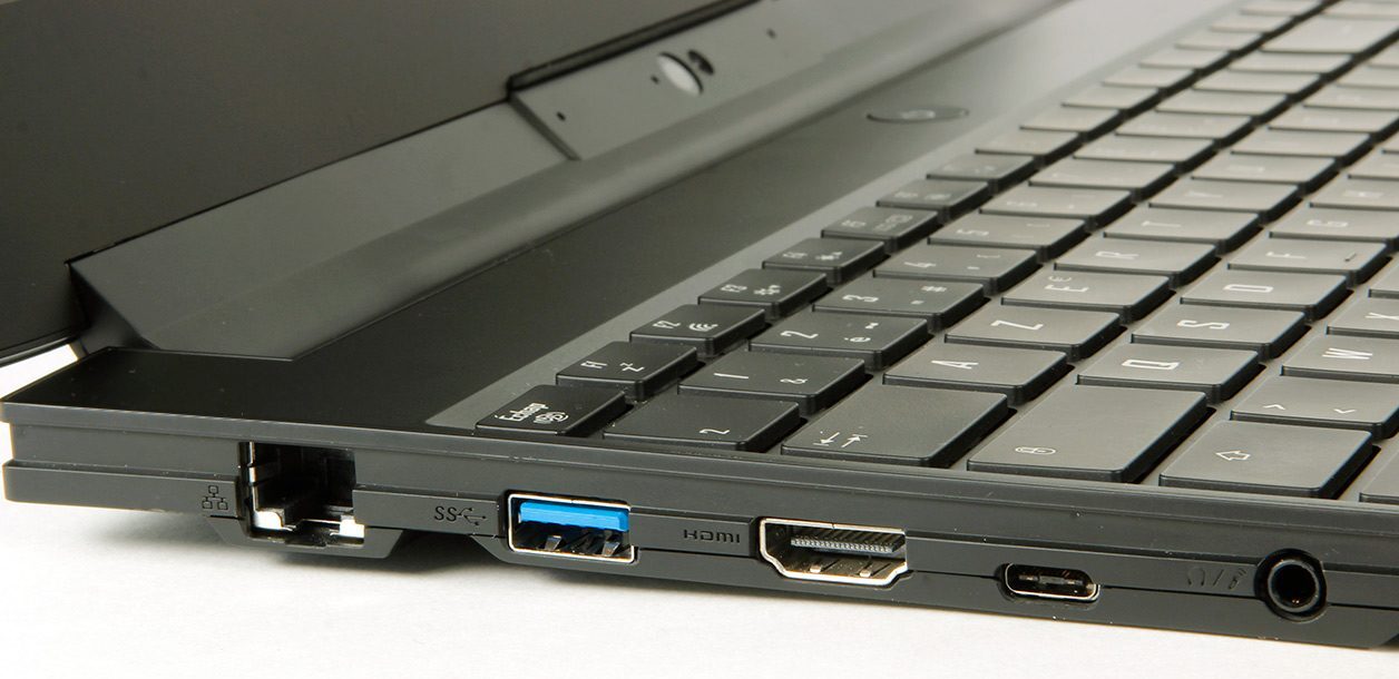 Khám phá Gigabyte Aero 15-X9 (X9-7FR0310P): Mỏng, nhẹ, mạnh mẽ - Chinh phục mọi thử thách 18 Gigabyte Aero 15 X9 9 e1743065453766