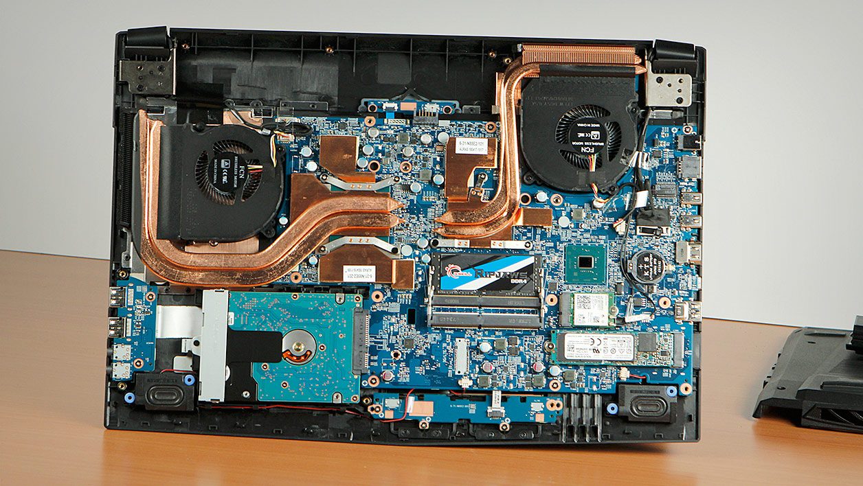 Đánh giá Gigabyte Sabre 15 (P45W v8): Màn 120Hz Full HD – Trải nghiệm đỉnh nhất 18 Gigabyte Sabre 15 P45W v8 C350W10 FR 2