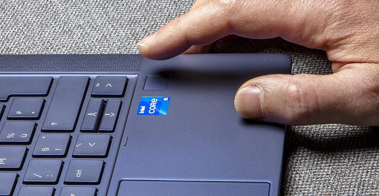 HP Elite Dragonfly G2 3 e1742204221144