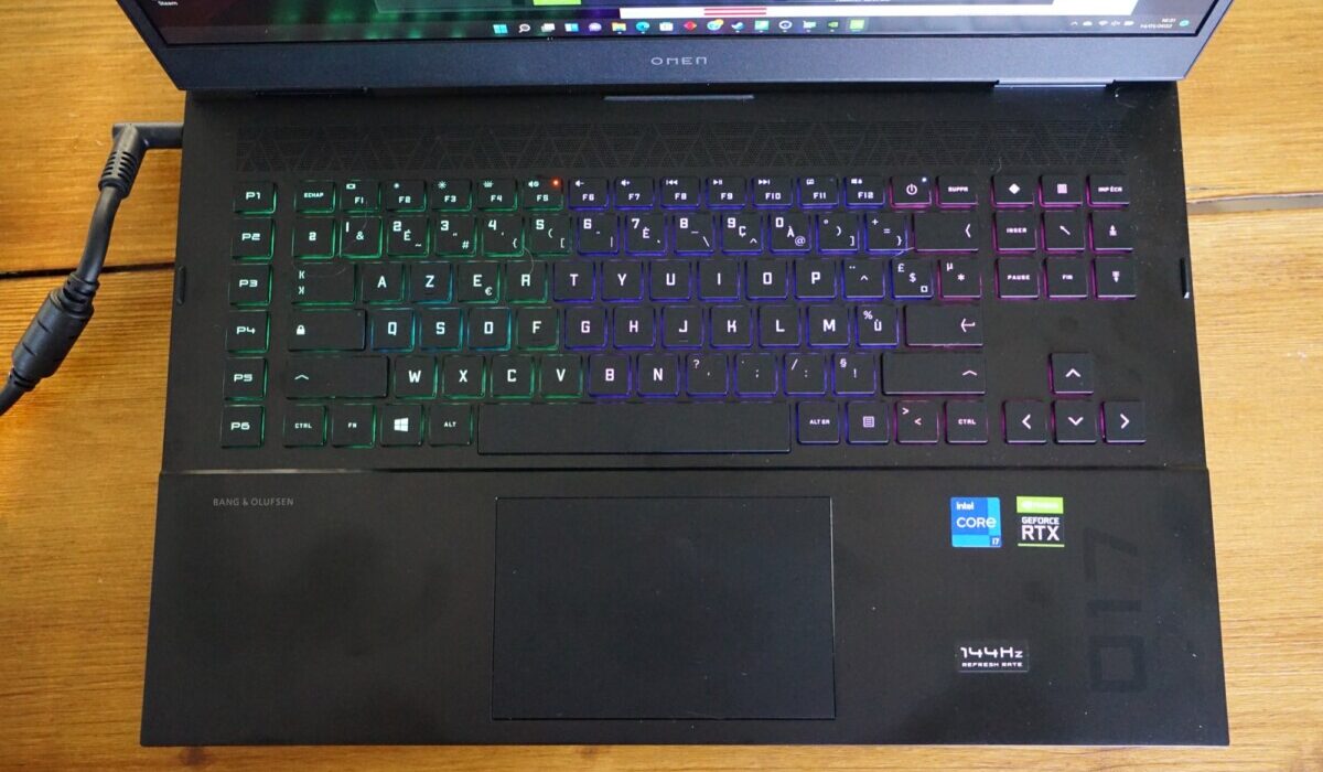 HP Omen 17-ck0039nf: Cấu hình mạnh, màn hình đẹp, trải nghiệm tuyệt vời 24 HP Omen 17 ck0039nf 12 e1740999984885