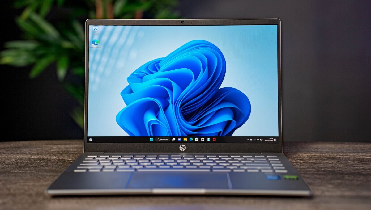 HP Pavilion Plus 14 ( EH0001NF ) – Laptop mỏng nhẹ với sức mạnh ấn tượng 14 HP Pavilion Plus 14 EH0001NF 6 e1741061223842